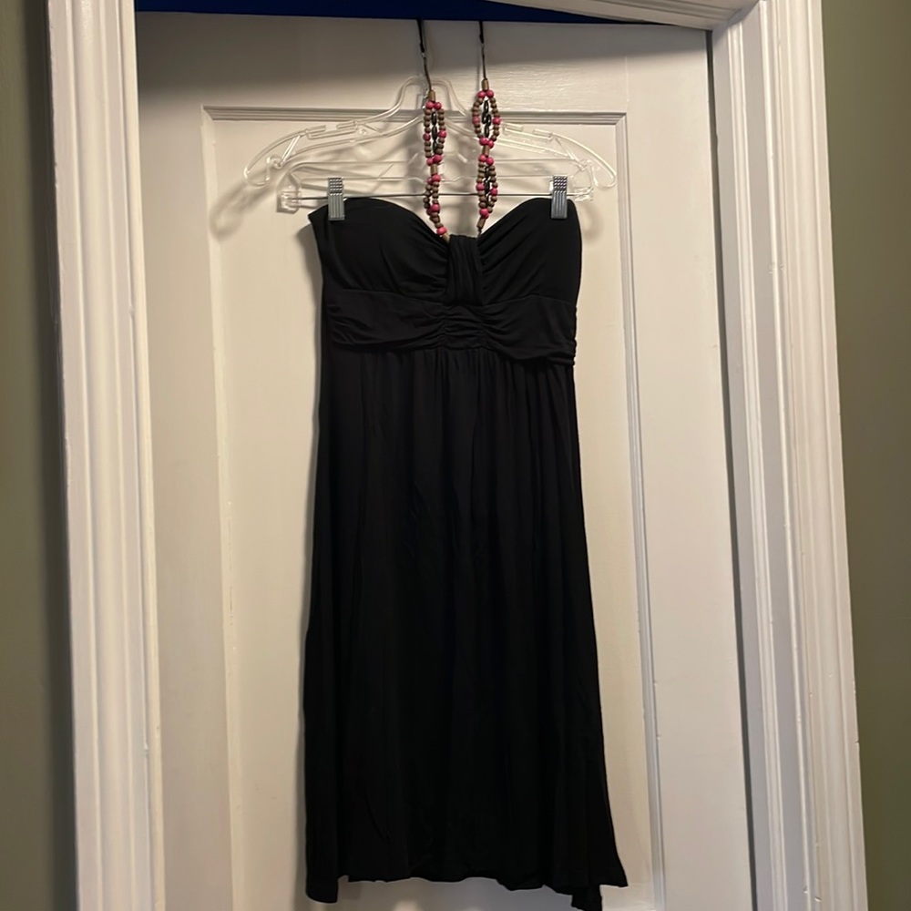 Sleeveless black dress - FREE with any order!